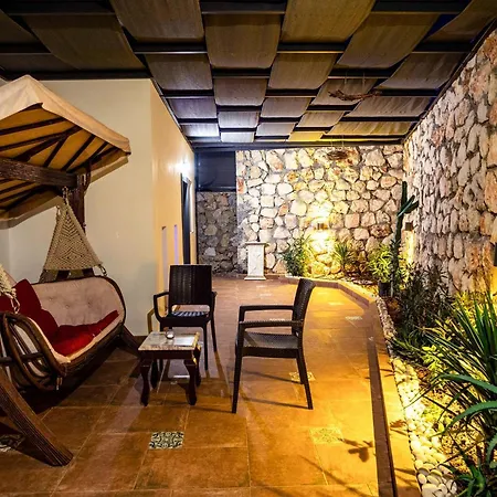 Om, 4 Bdr Stylish Kalkan Private Pool Vila