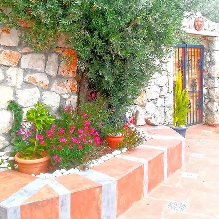 Om, 4 Bdr Stylish Kalkan Private Pool Vila Kaş