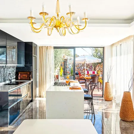 Om, 4 Bdr Stylish Kalkan Private Pool * Kaş
