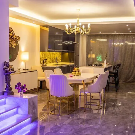 Om, 4 Bdr Stylish Kalkan Private Pool *