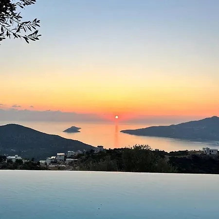 Om, 4 Bdr Stylish Kalkan Private Pool Villa *