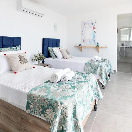 Om, 4 Bdr Stylish Kalkan Private Pool